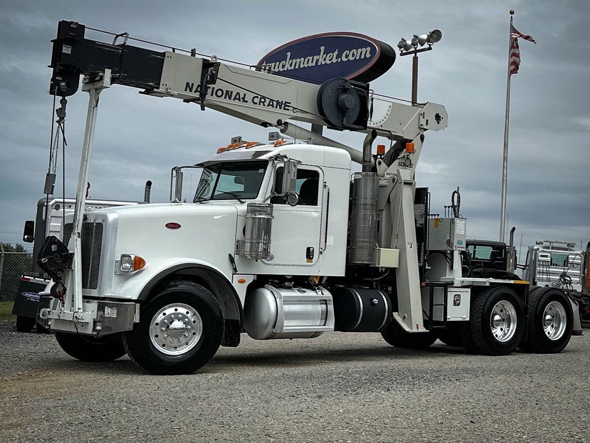 2014 PETERBILT 367 CRANE TRUCK