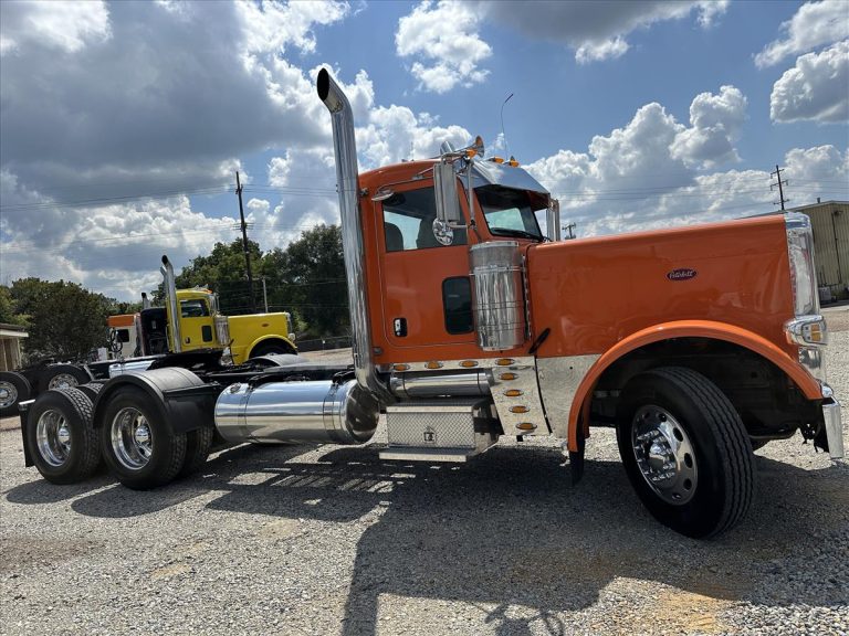 2014 PETERBILT  389 DAYCAB GLIDER KIT photo 3