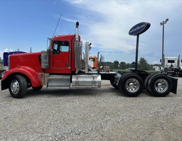 2015 Kenworth W900l Daycab Glider Kit 121514