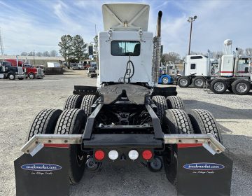 2019 Kenworth T800 Daycab 305402