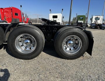 2019 Kenworth T800 Daycab 305401