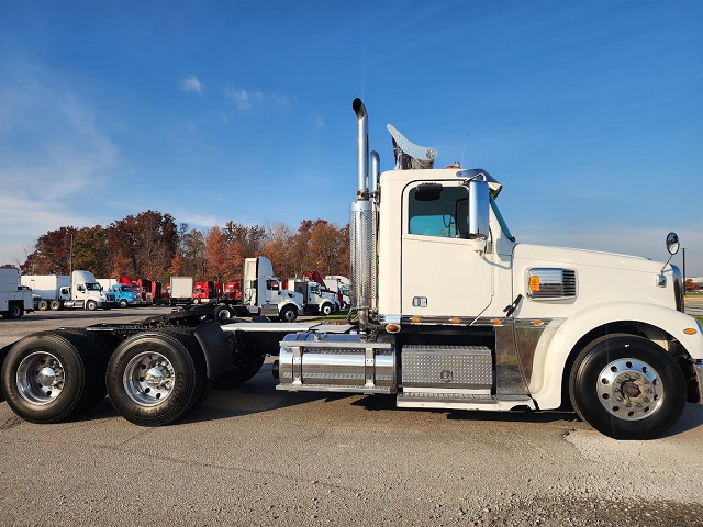 2016 FREIGHTLINER CORONADO DAYCAB GLIDER KIT
