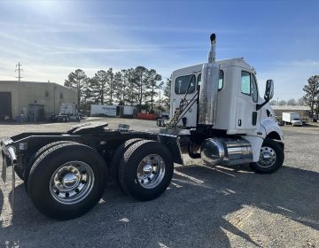 2010 Peterbilt 387 Daycab 795398