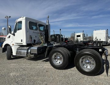 2010 Peterbilt 387 Daycab 795398