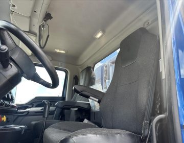 2022 Kenworth T880 Daycab 100963