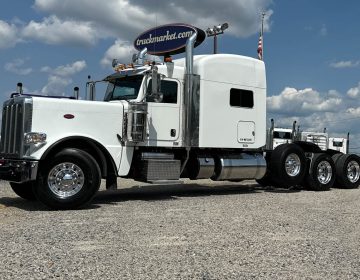 2021 Peterbilt 389 Tri Axle Sleeper 750207
