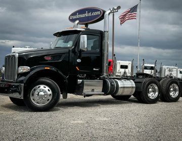 2020 Peterbilt 567 Daycab 677716