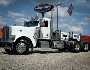 2020 Peterbilt 389 Daycab 648068