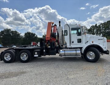 2018 Kenworth T800 Knuckleboom Crane Truck 210907