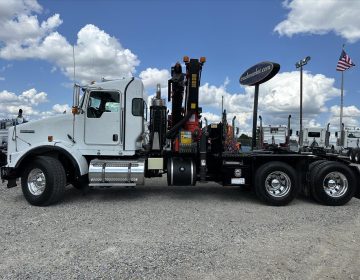 2018 Kenworth T800 Knuckleboom Crane Truck 210907