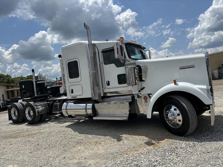 2014 KENWORTH W900L SLEEPER photo 3