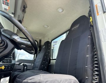 2020 Mack Granite Tri Axle Daycab 019263