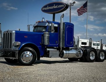 2023 Peterbilt 389 Sleeper 849938