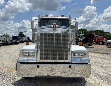 2020 Kenworth W900l Daycab 375946