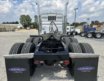 2014 Peterbilt 389 Daycab Glider Kit 267796