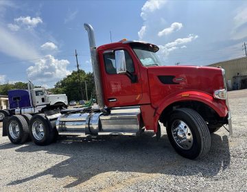 2020 Peterbilt 567 Daycab 641374