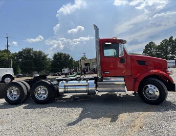 2020 Peterbilt 567 Daycab 641374