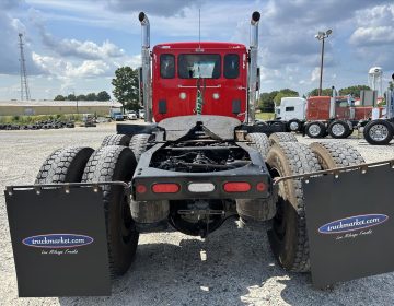 2020 Peterbilt 567 Daycab 641374