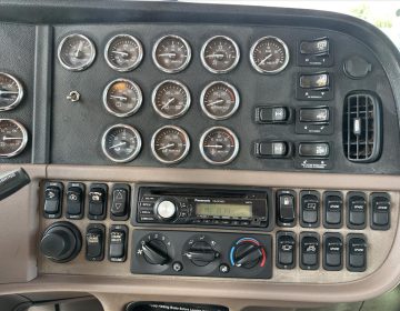 2014 Peterbilt 389 Daycab 227857