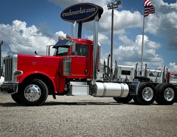 2014 Peterbilt 389 Daycab 227857