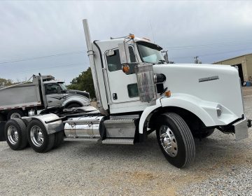2015 Kenworth T800 Daycab Glider Kit 471424