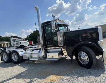 2014 Peterbilt 389 Daycab Glider Kit 260941