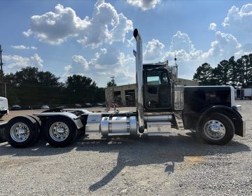 2014 Peterbilt 389 Daycab Glider Kit 260941