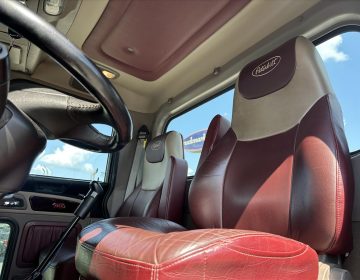 2014 Peterbilt 389 Daycab Glider Kit 260941