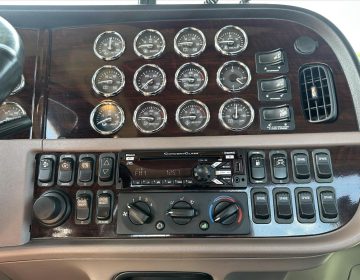 2014 Peterbilt 389 Daycab Glider Kit 260941