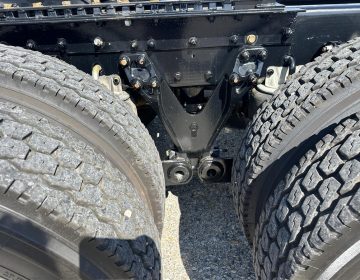 2020 Kenworth W900l Tri Axle Daycab 421435