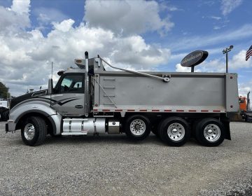 2019 Kenworth T880 Tri Axle Dump Truck 281095