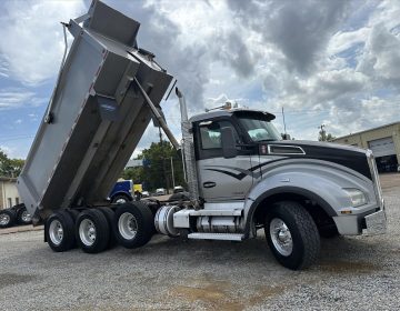 2019 Kenworth T880 Tri Axle Dump Truck 281095