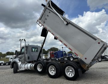 2019 Kenworth T880 Tri Axle Dump Truck 281095