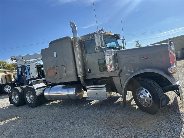 2012 PETERBILT 388 PRE ELOG SLEEPER photo 3