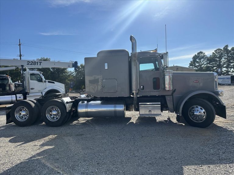 2012 PETERBILT 388 PRE ELOG SLEEPER photo 4