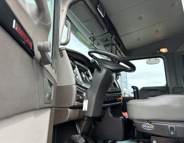 2018 Kenworth T800 Crane Truck 210908