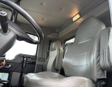 2018 Kenworth T800 Crane Truck 210908