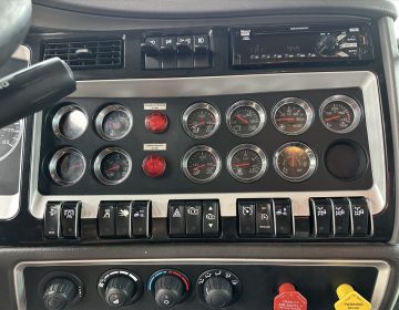 2018 Kenworth T800 Crane Truck 210908