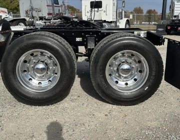 2018 Peterbilt 389 Daycab 497097