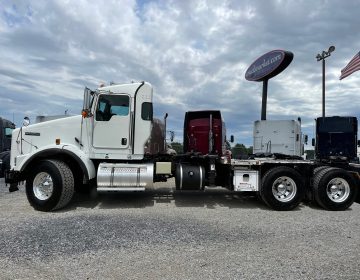 2018 Kenworth T800 Daycab 210908dc
