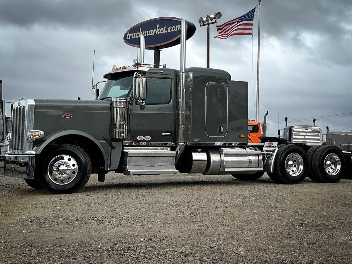 2026 PETERBILT 589 SLEEPER