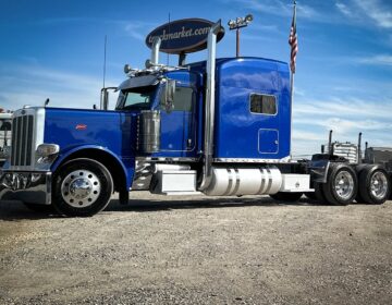 2019 Peterbilt 389 Glider Kit 663258