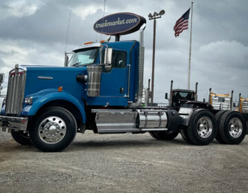 2023 Kenworth W900 Daycab 255744