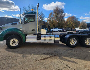 2022 KENWORTH T880 DAYCAB 106781