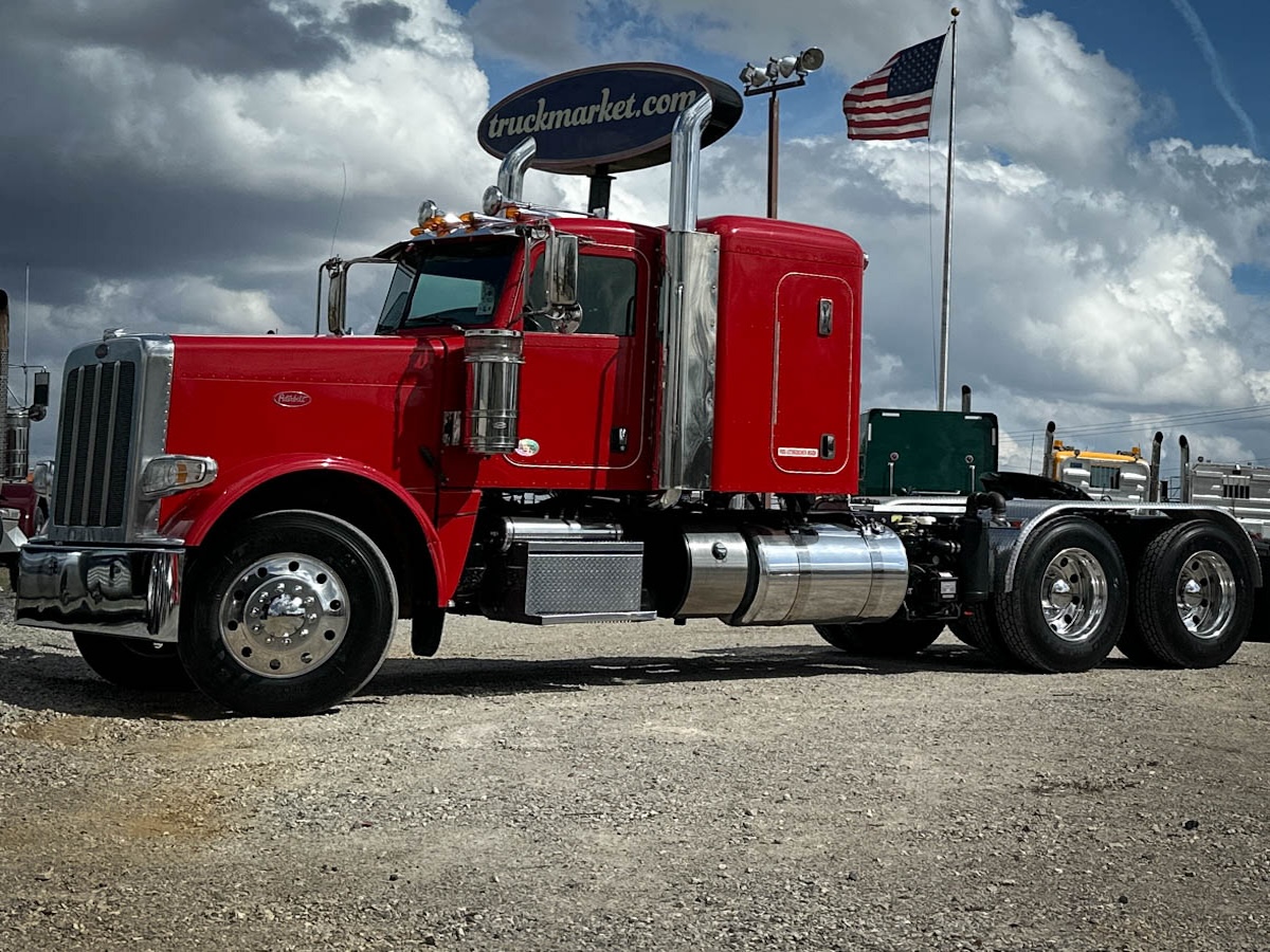 2020 PETERBILT 389 SLEEPER