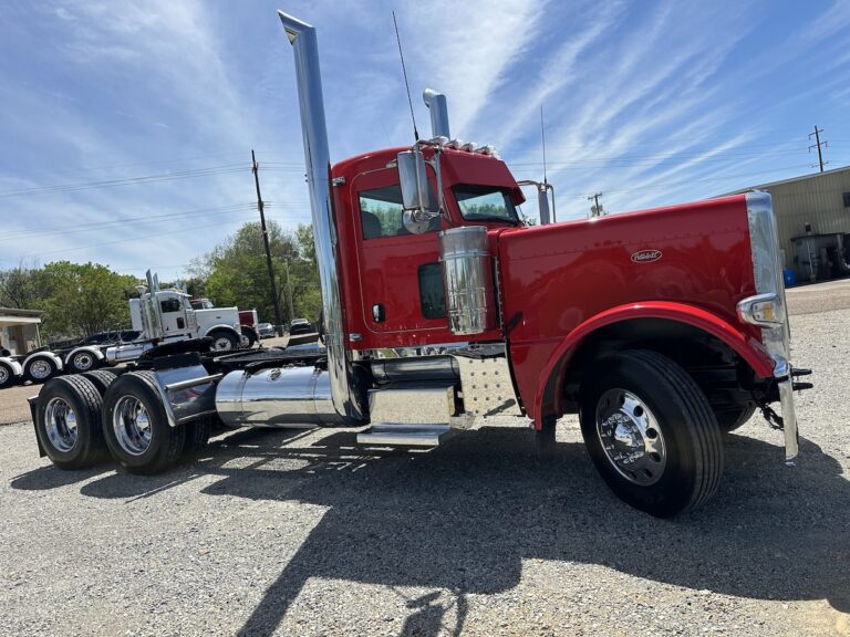2015 PETERBILT  389 DAYCAB GLIDER KIT photo 3