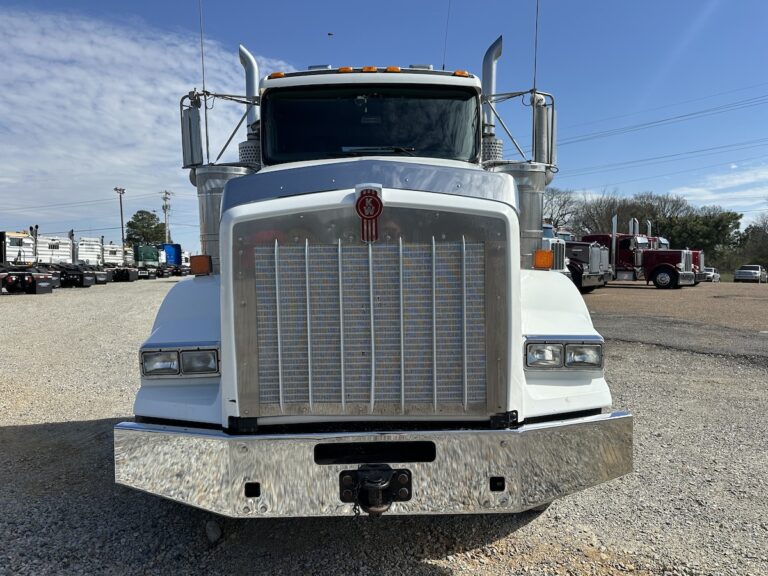 2017 KENWORTH T800 DAYCAB GLIDER KIT photo 2