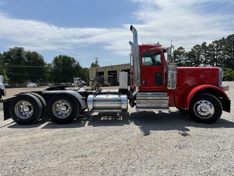 2018 PETERBILT 389 DAYCAB photo 4