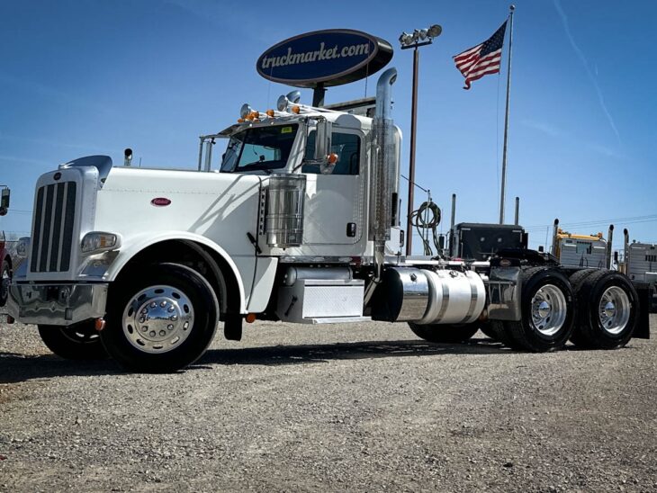 2023 PETERBILT 389 DAYCAB 892857