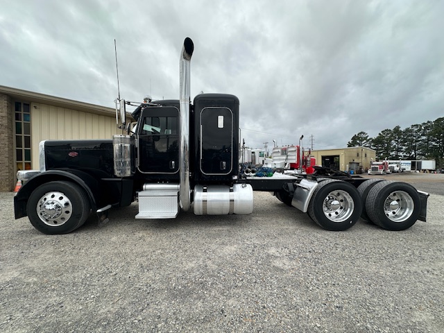 2016 PETERBILT 389 GLIDER KIT photo 4